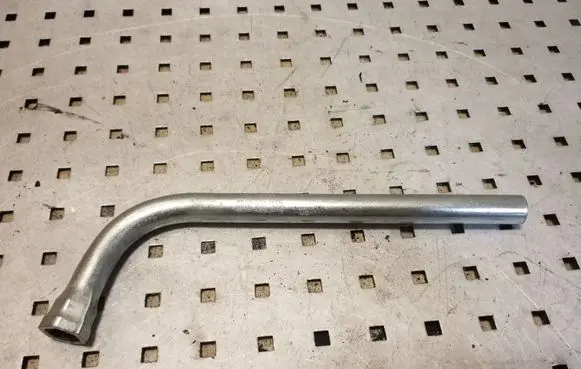 Audi TT TTS Mk2 Wheel nut wrench 8N0012219