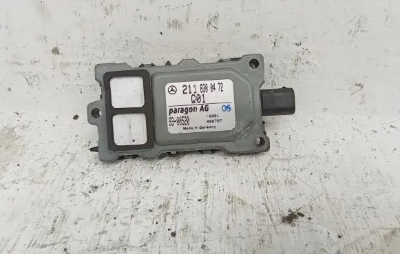 Mercedes-Benz CLS C219 Reducing agents exhaust control unit 2118300472