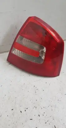 Skoda Octavia Mk2 (1Z) Rear/tail lights 1Z5945096A 1Z5945112A