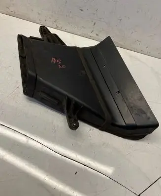 Audi A5 8T 8F Air intake duct part 8K0129618A 8K0129618