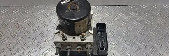 Mercedes-Benz C W204 ABS Pump A2045453932 28526066043 10092623163