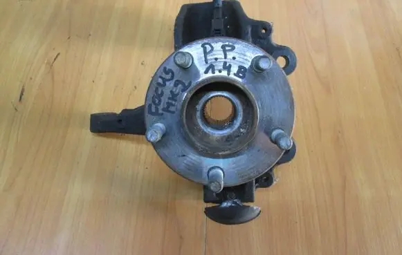 Ford Focus Front wheel hub spindle knuckle