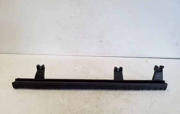 Iveco Daily 6th gen Front door windshield rail 5801256576