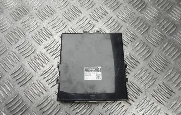 Toyota Avensis T250 Other control units/modules 8969005130