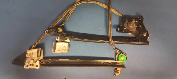 Ford Galaxy Rear door manual window regulator 7M3839401A