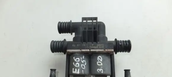 BMW 7 E65 E66 Coolant heater control valve 6906652 A1147412159