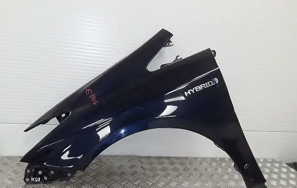 Toyota Prius (XW30) Fender 