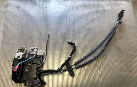 Front door lock