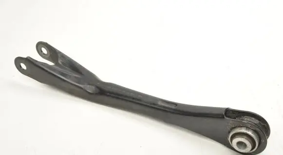BMW 4 G22 G23 G24 G26 Rear control arm 6878639