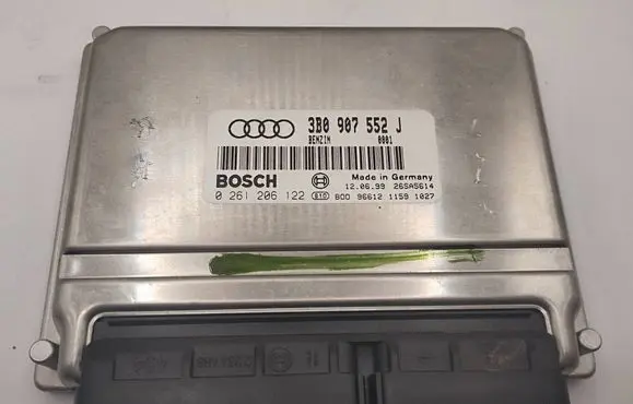 Audi A6 S6 C5 4B Engine control unit/module 3B0907552J 26SA5614 0261206122