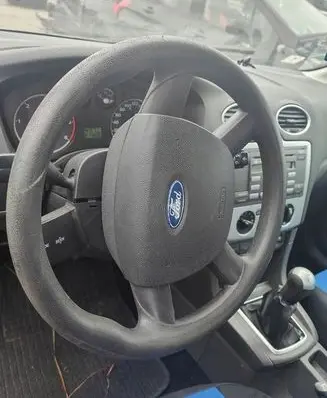 Ford Focus Steering wheel