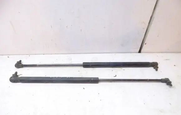Seat Ibiza III (6L) Shock absorber/damper mounting bracket 6L6827550B