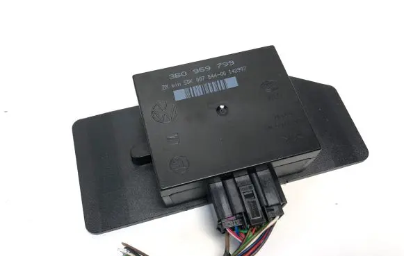 Volkswagen PASSAT B5 Comfort/convenience module 3B0959799 5DK00754400
