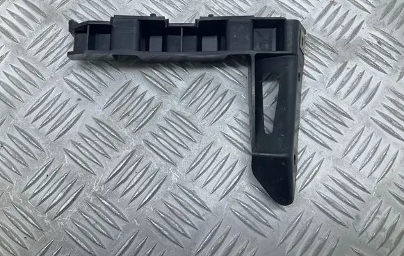 Audi TT TTS Mk2 Front bumper mounting bracket 8J0807184B