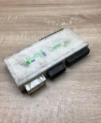BMW 5 E39 Comfort/convenience module 6901225 5DK007047
