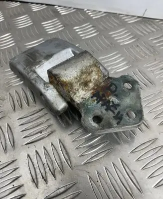 Volkswagen Transporter - Caravelle T5 Tailgate/trunk/boot hinge 7H0827154