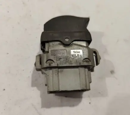 Renault Scenic II - Grand scenic II Electric window control switch 315027A