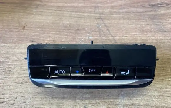 BMW iX3 G08 Climate control unit 5A3BBF2