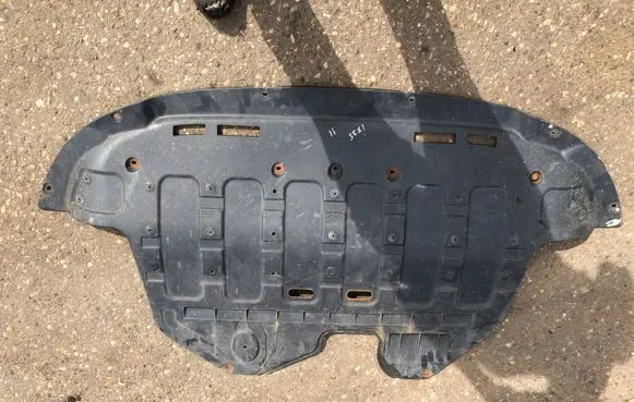 Hyundai ix35 Engine splash shield/under tray 291112Y000