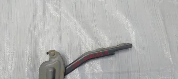 Suzuki SX4 S-Cross Engine bonnet/hood hinges