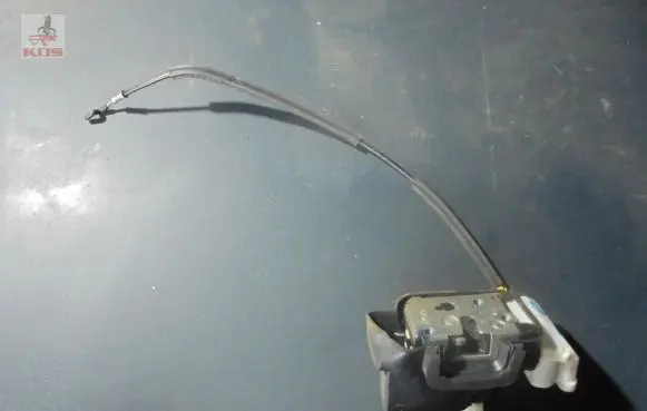 Maserati Quattroporte Front door lock