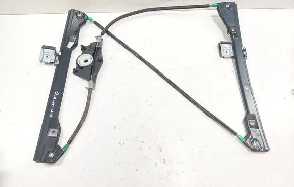 Volkswagen New Beetle Front door electric window regulator 
