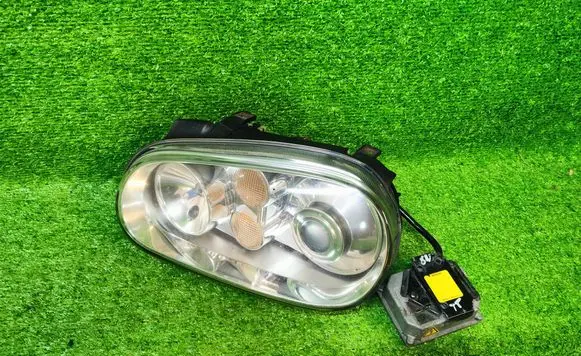 Volkswagen Golf IV Headlight/headlamp 0301002271 D2SB00 1J1941015K