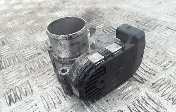 Nissan Qashqai Throttle valve 8200330810