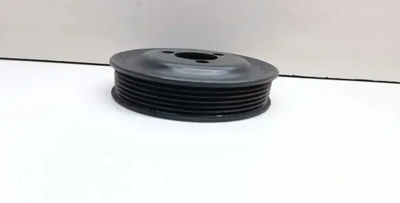 Volkswagen Golf IV Power steering pump pulley 030145269A