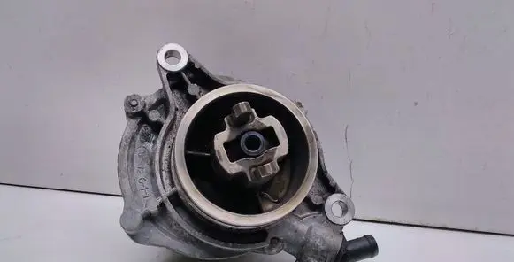 BMW X5 E70 Vacuum pump