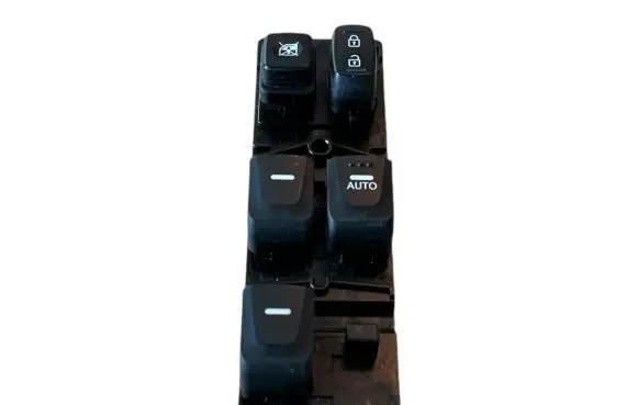 Hyundai Veloster Other switches/knobs/shifts 299103334 299113100
