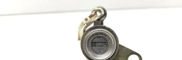 Toyota Corolla E100 Coupe door lock (next to the handle) 
