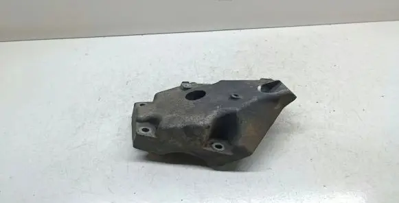 BMW X3 E83 Engine mounting bracket 3451673 22113451673