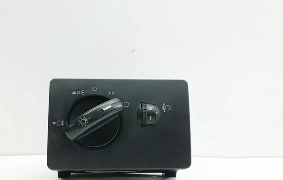 Ford Focus Light switch 7M5T13A024EA
