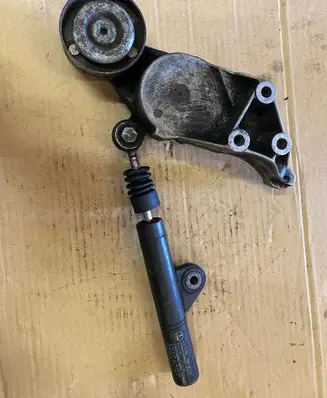 Skoda Fabia Mk1 (6Y) Generator/alternator belt tensioner 038903315
