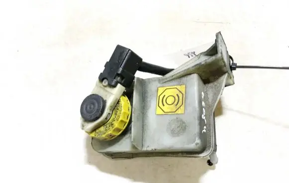 Alfa Romeo 156 Brake fluid reservoir 
