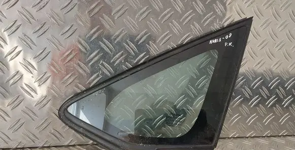 Toyota Auris 150 Front triangle window/glass 43R007951