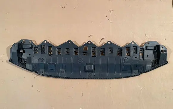 Toyota Yaris Front bumper skid plate/under tray 526180D040