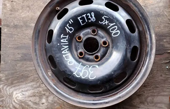 Skoda Octavia Mk2 (1Z) R15 steel rim 