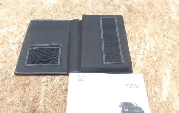 Honda FR-V User manual 
