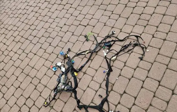 Opel Combo E Other wiring loom 9823100980