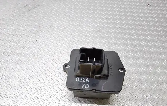 Suzuki Grand Vitara II Heater blower motor/fan resistor 022A7D