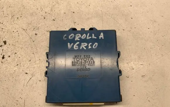 Toyota Corolla Verso E121 Combustion control unit/module 896180F020 MB1238009021