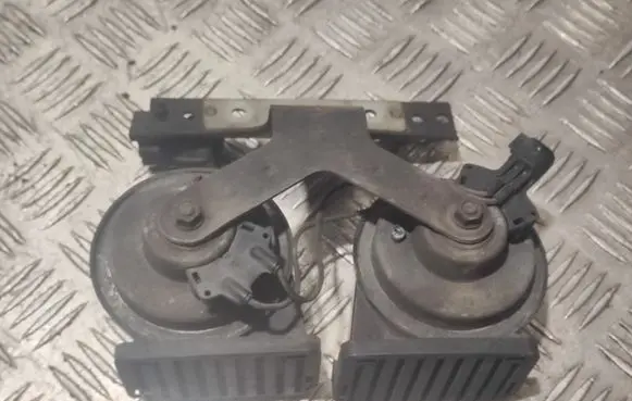 Volvo V70 Horn signal 0055306