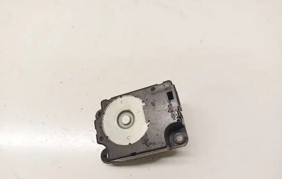 Peugeot RCZ Air flap motor/actuator t1006419g