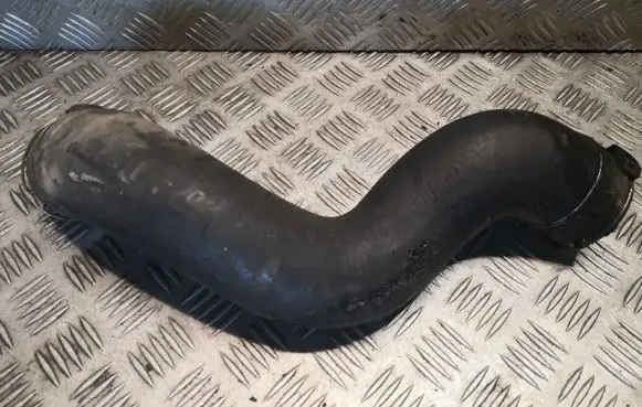 Mercedes-Benz E W212 Intercooler hose/pipe 2045282982 A2045282982