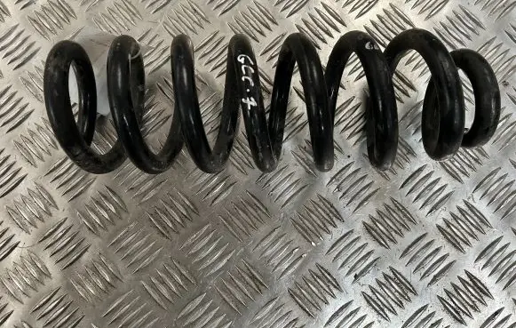 Mercedes-Benz GLC X253 C253 Rear coil spring