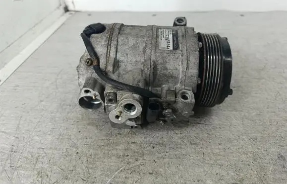 Mercedes-Benz E W211 Air conditioning (A/C) compressor (pump) 7SEU17C