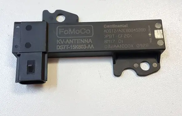 Ford Focus Aerial antenna amplifier DS7T15K603AA