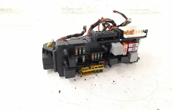 Mercedes-Benz GLK (X204) Fuse box set 2049009101 2049004203
